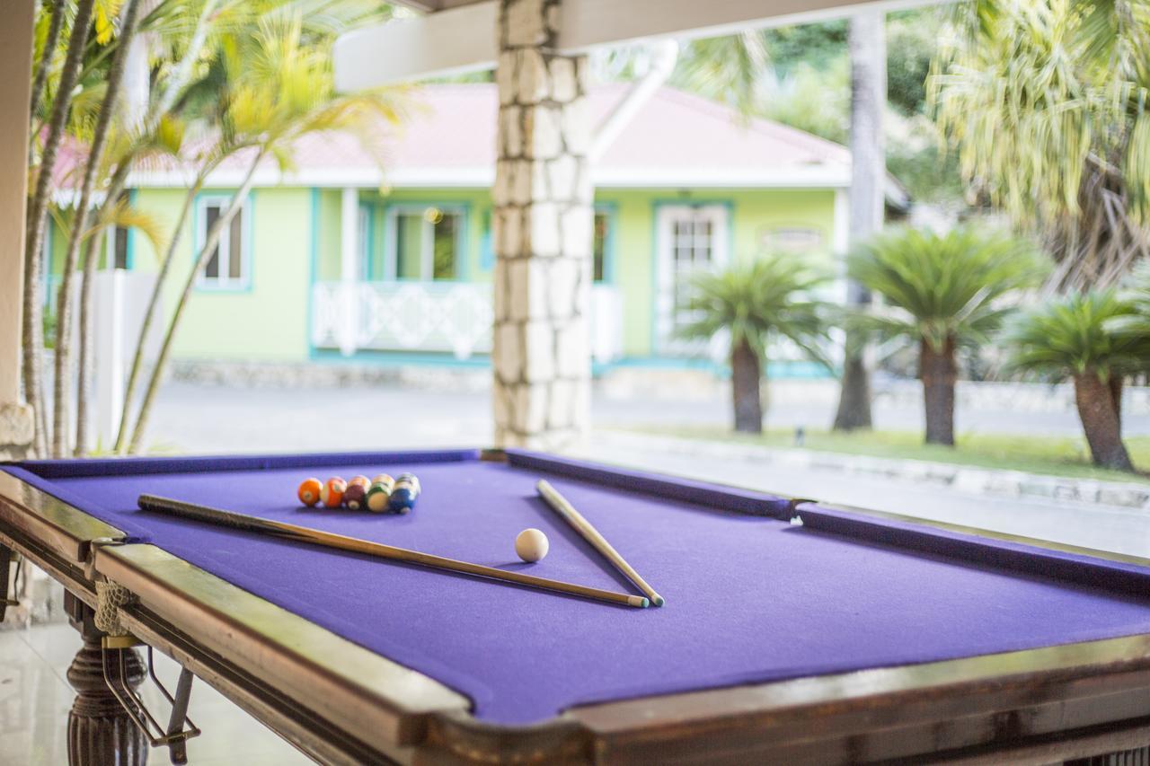 Pineapple Beach Club (Adults Only) Long Bay Dış mekan fotoğraf